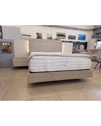 Dormitorio de matrimonio con Cabezal LED 270-01 - Outlet